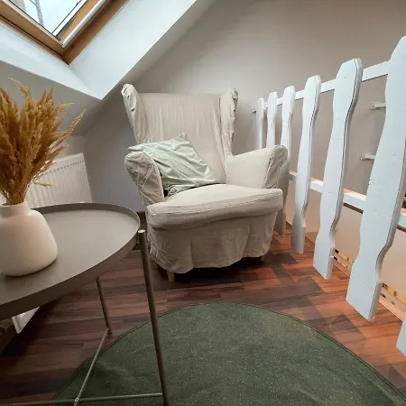 Apartament 7-24 Self-check-in - 120qm - 5 - 2 Bathrooms - Kitchen - Free Parking - Yihapartment *