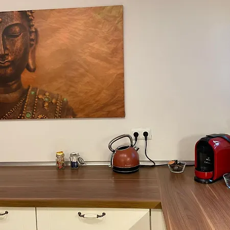 Apartament 7-24 Self-check-in - 120qm - 5 - 2 Bathrooms - Kitchen - Free Parking - Yihapartment Hanower